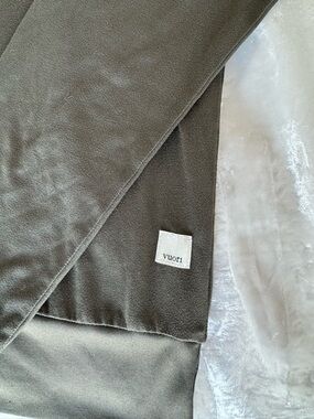 Vuori Daydream Crew Long Sleeve     Olive/Sage Green